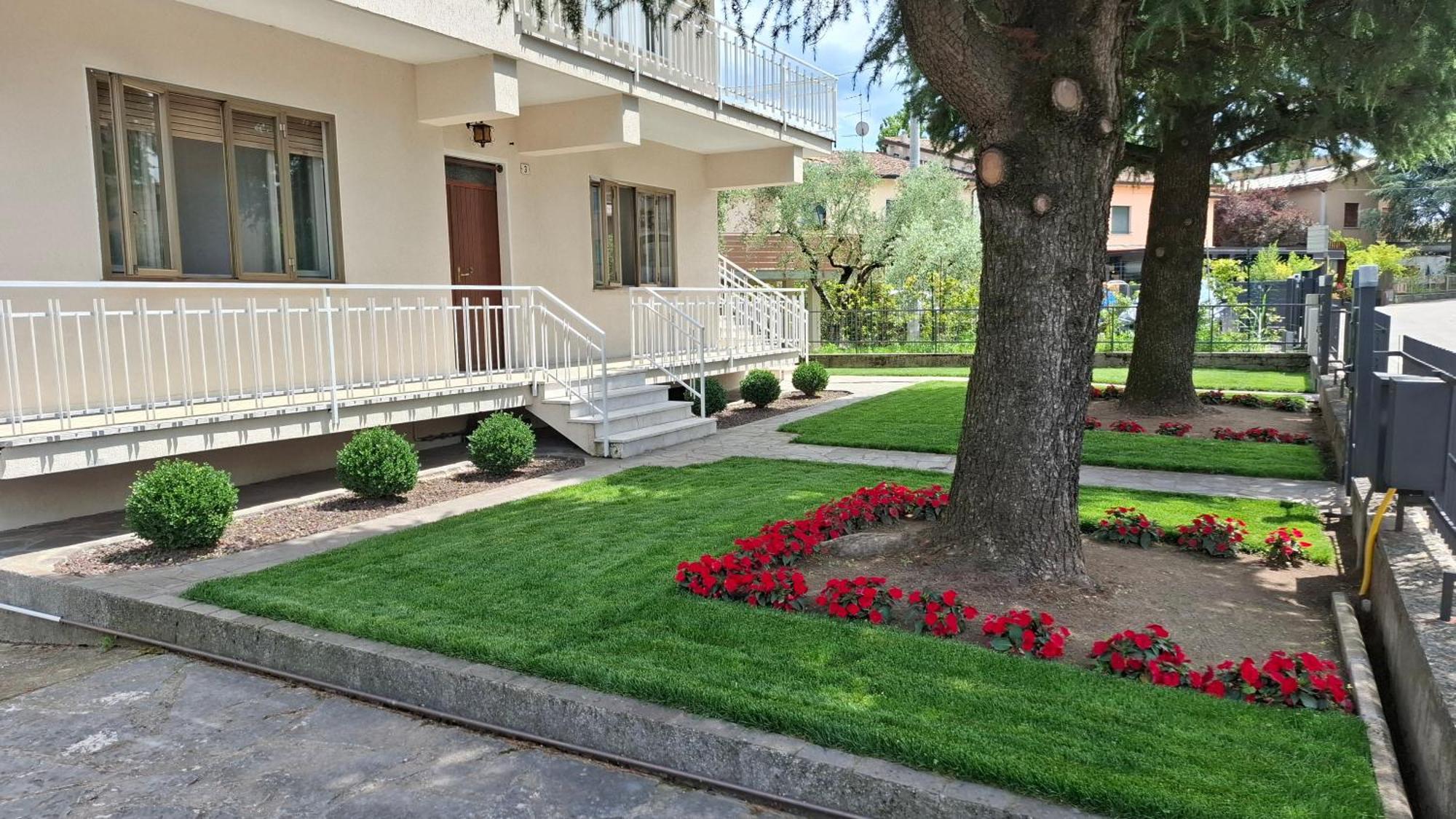 Villa Forte Salvi - Rooms Peschiera del Garda Exterior photo